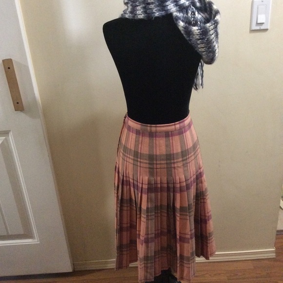💖Vintage pure virgin wool pleated plaid skirt💖 - Picture 5 of 11